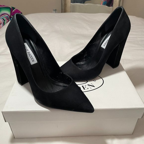 Steve Madden Prance Pump 